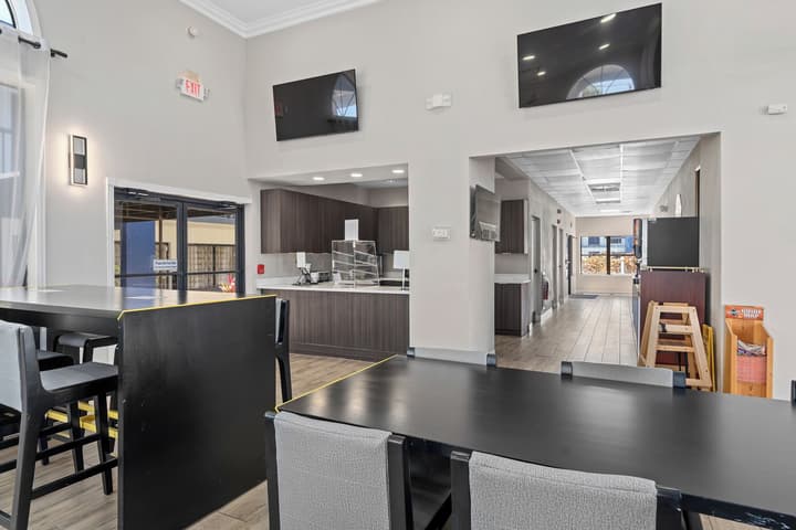 Baymont by Wyndham Orlando East