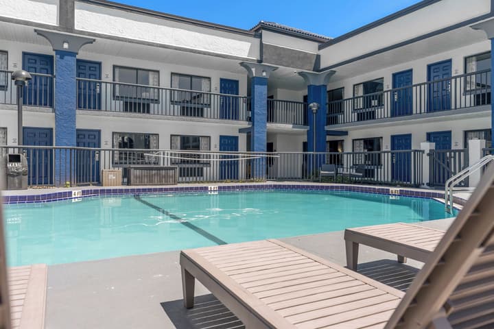 Baymont by Wyndham Orlando East