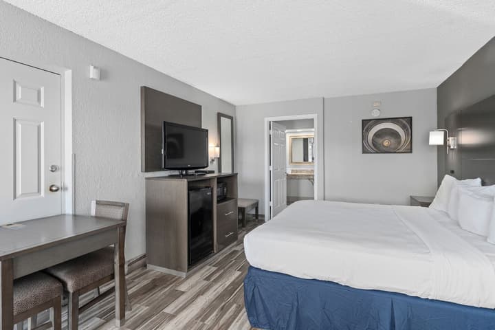 Baymont by Wyndham Orlando East