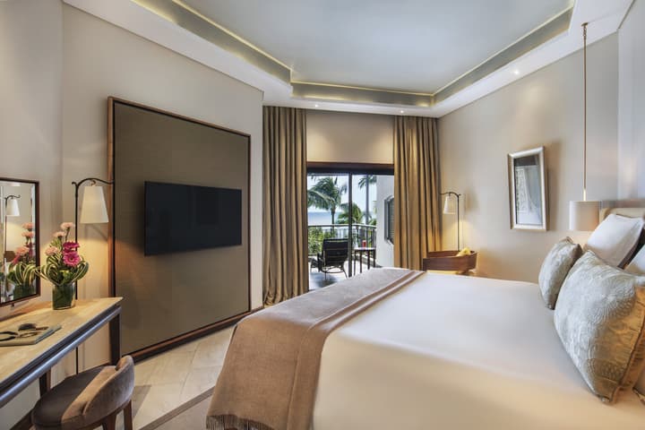 Royal Palm Beachcomber Luxury