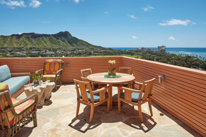 Queen Kapiolani Hotel