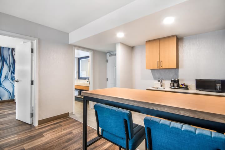 DoubleTree by Hilton Hotel Buffalo - Amherst