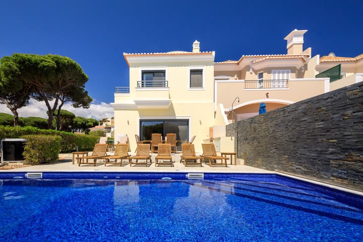 Vale do Lobo Resort