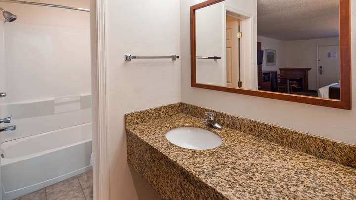 Best Western Buffalo Ridge Inn