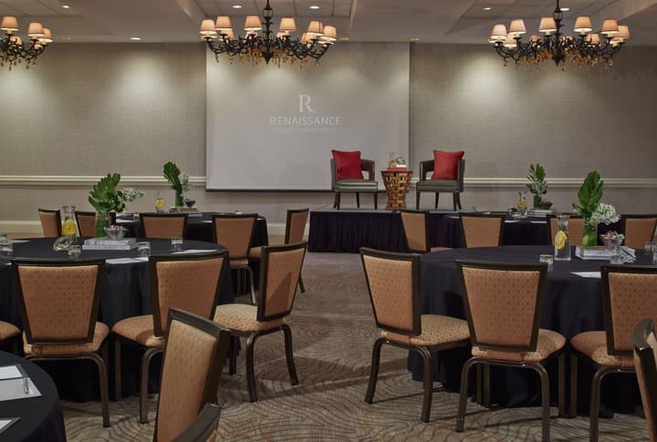 Renaissance Orlando Airport Hotel by Marriott