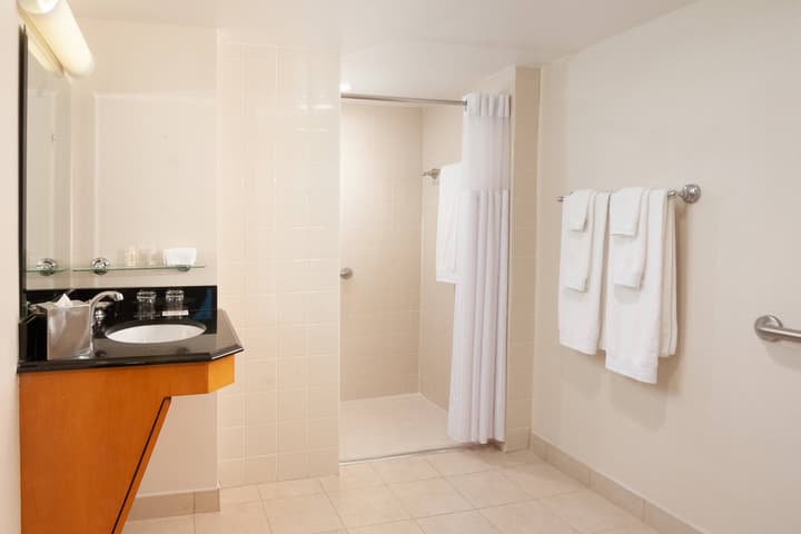 Renaissance Orlando Airport Hotel by Marriott