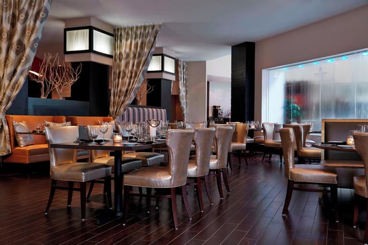 Renaissance Orlando Airport Hotel by Marriott