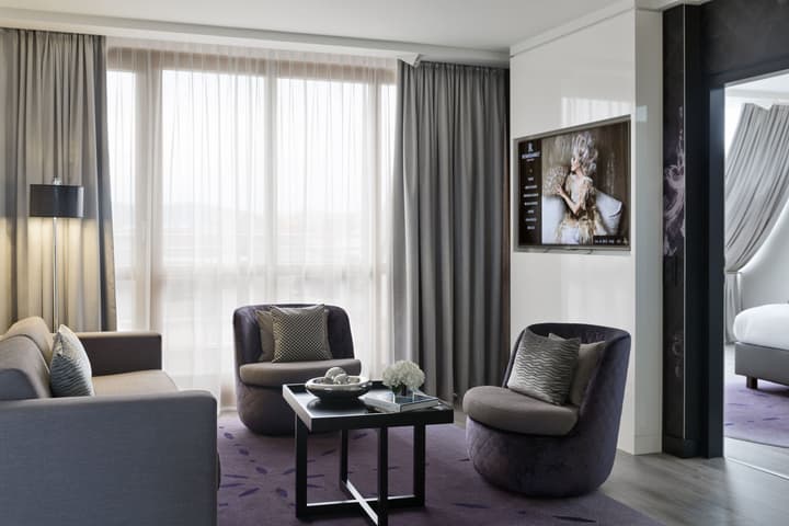Renaissance®  Vienna Schönbrunn Hotel