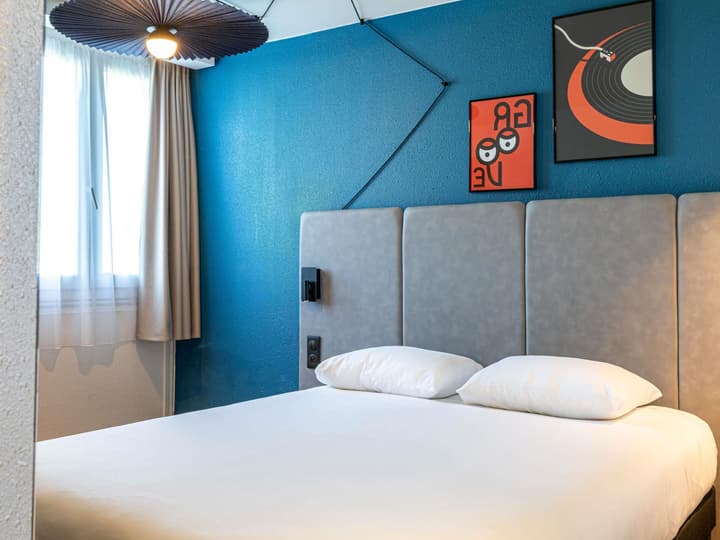 ibis Saint-Denis Stade Ouest