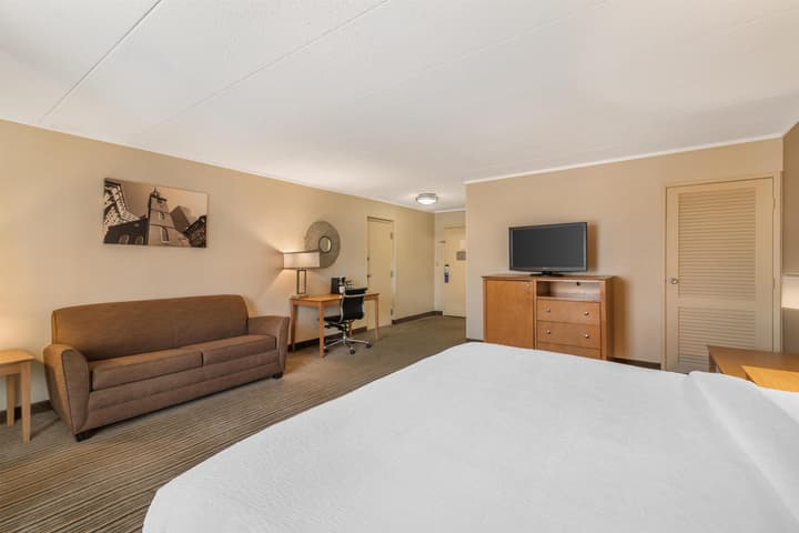 Best Western Plus Waltham Boston