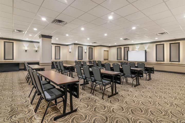 Best Western Plus Waltham Boston