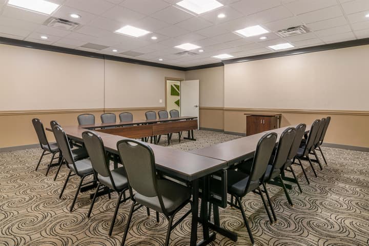 Best Western Plus Waltham Boston
