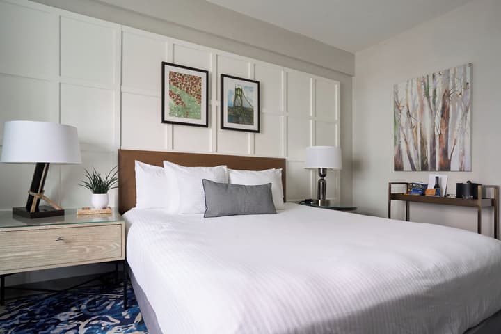 Heathman Hotel