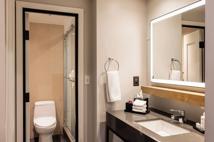Heathman Hotel