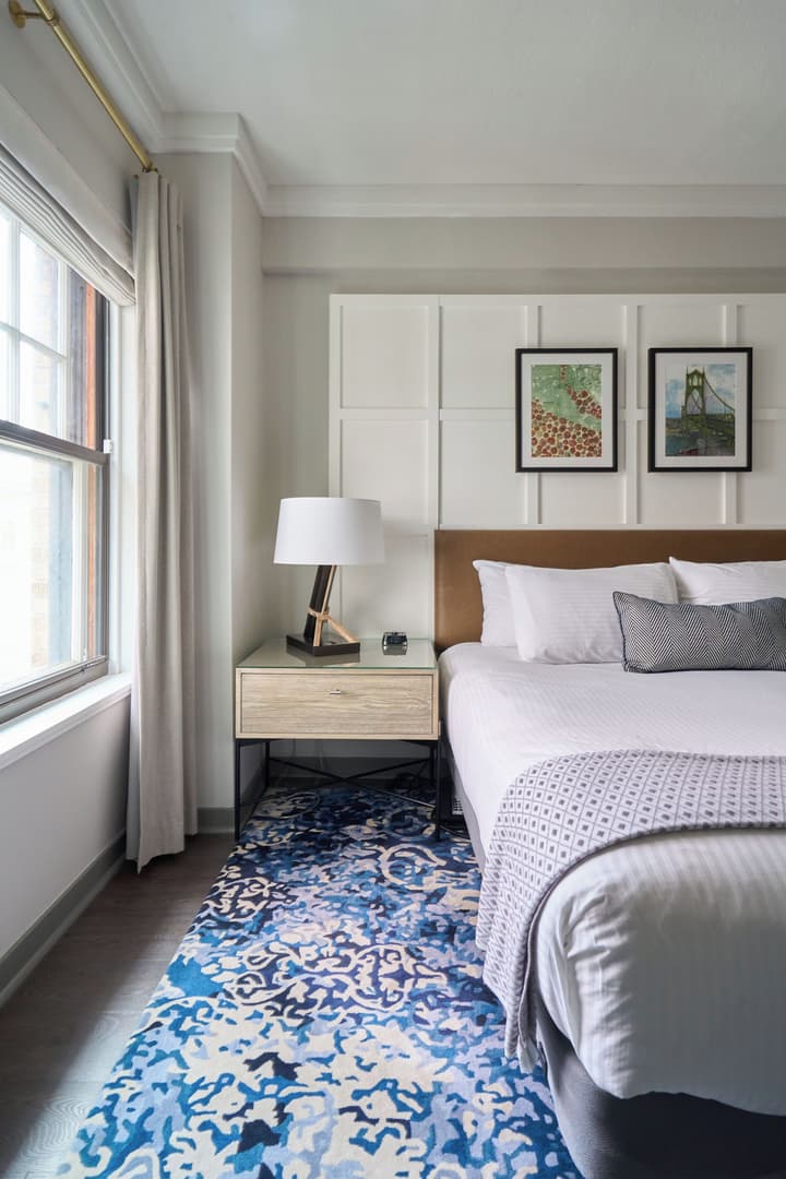 Heathman Hotel