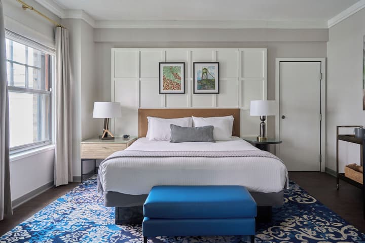Heathman Hotel