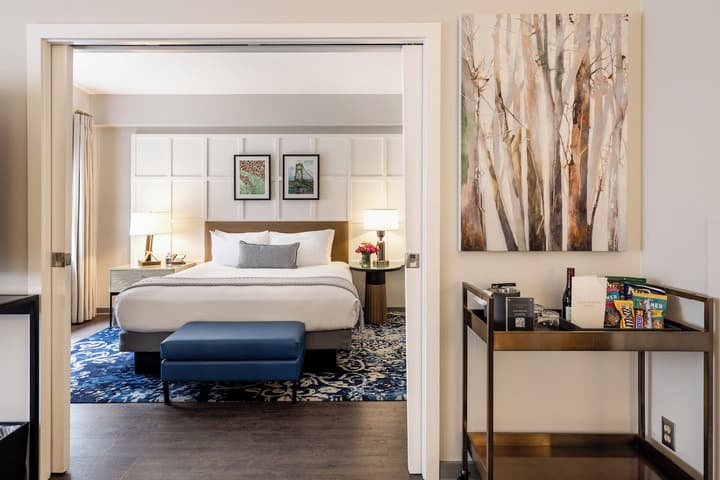 Heathman Hotel