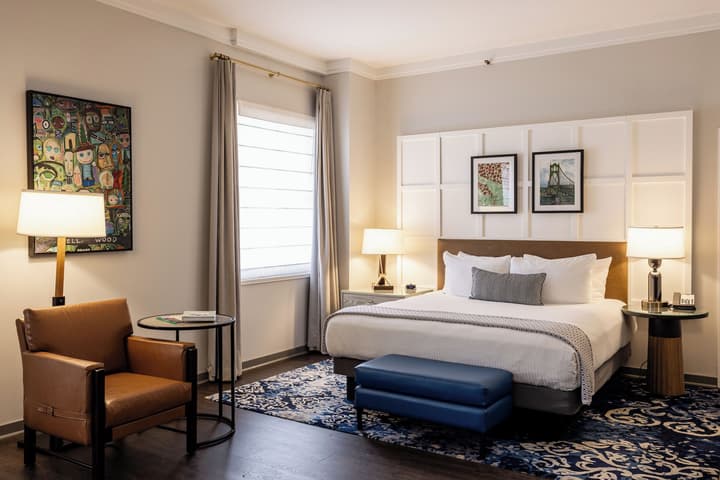 Heathman Hotel