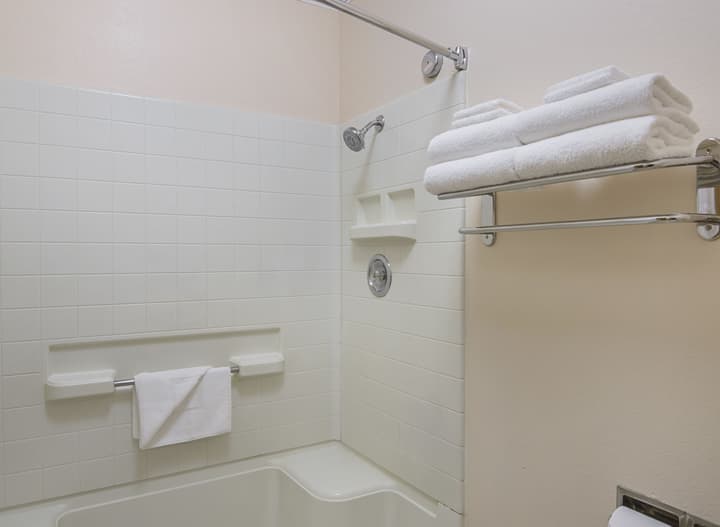 Quality Inn Fresno Yosemite Airport