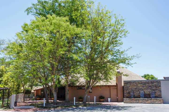 Protea Hotel by Marriott Oudtshoorn Riempie Estate
