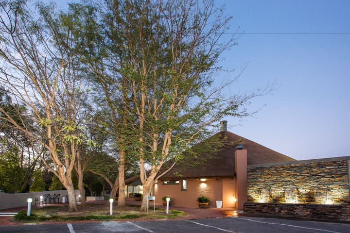Protea Hotel by Marriott Oudtshoorn Riempie Estate