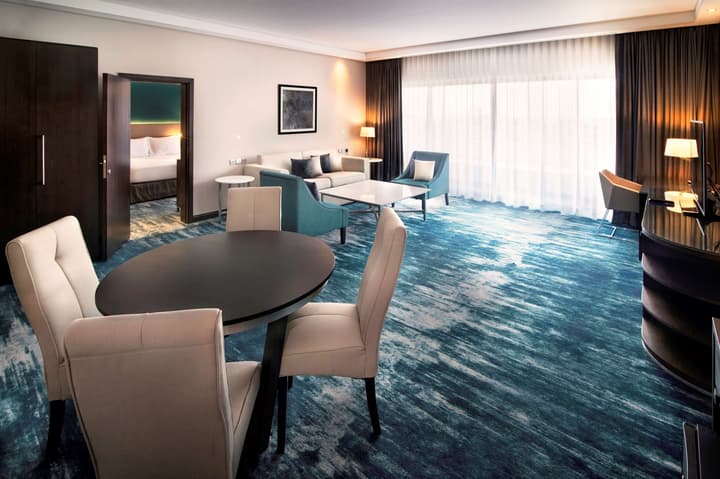 Radisson Blu Hotel & Resort, Al Ain
