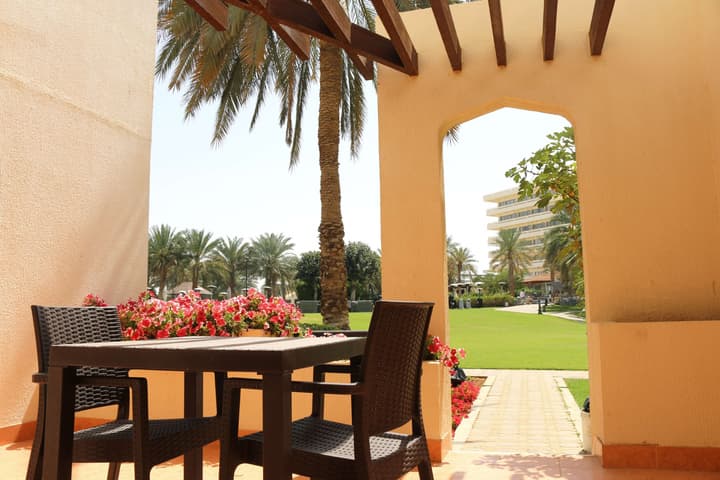 Radisson Blu Hotel & Resort, Al Ain