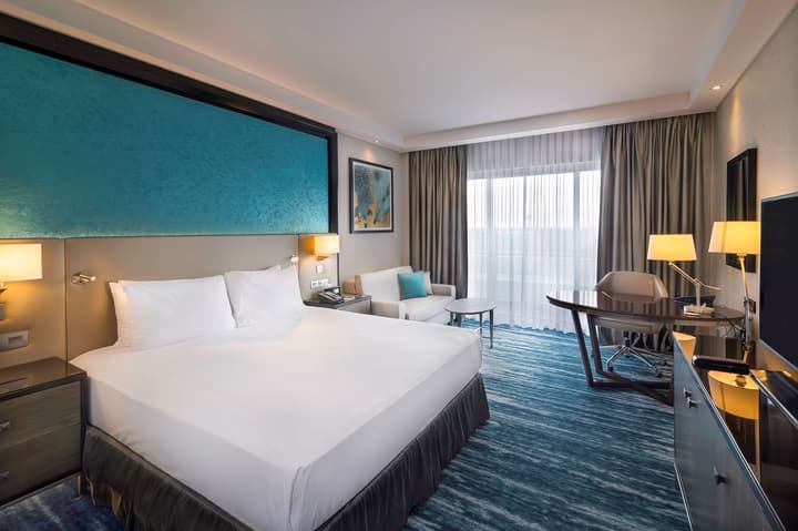 Radisson Blu Hotel & Resort, Al Ain