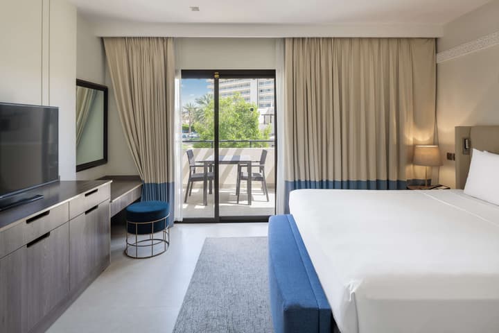 Radisson Blu Hotel & Resort, Al Ain