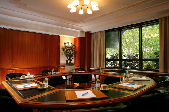 Hotel Capitol