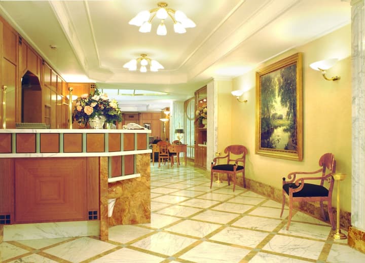 Hotel Capitol