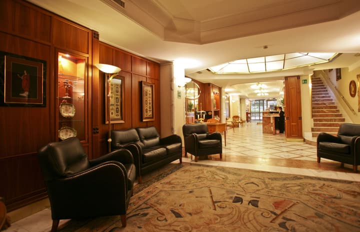 Hotel Capitol