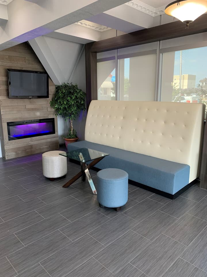 Howard Johnson by Wyndham Oklahoma City Airport/ Fairgrounds