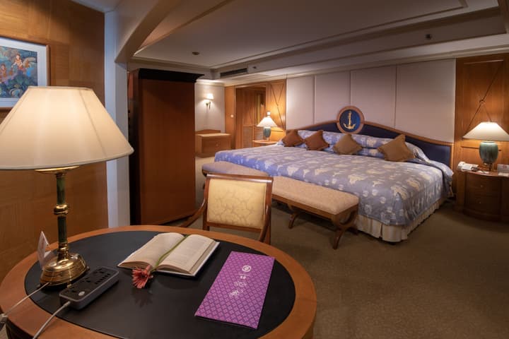 Montien Riverside Hotel Bangkok