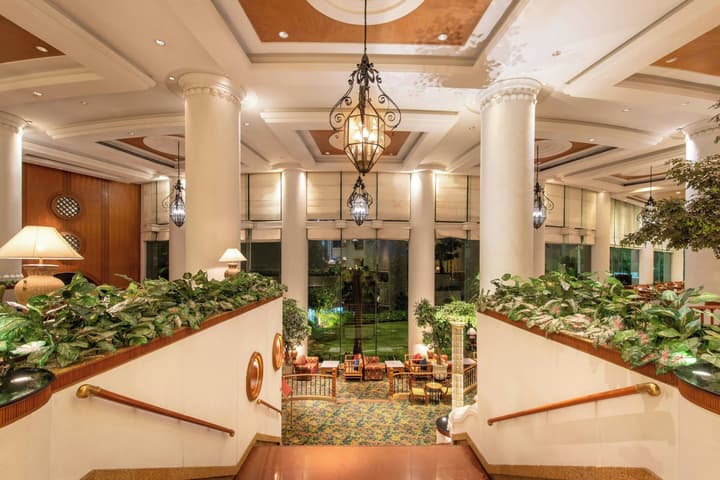 Montien Riverside Hotel Bangkok