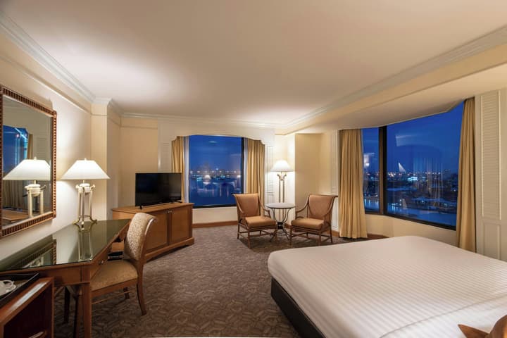 Montien Riverside Hotel Bangkok