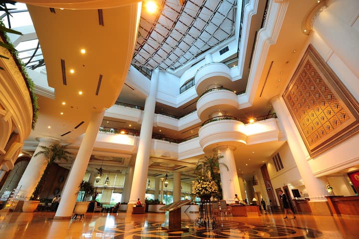 Montien Riverside Hotel Bangkok