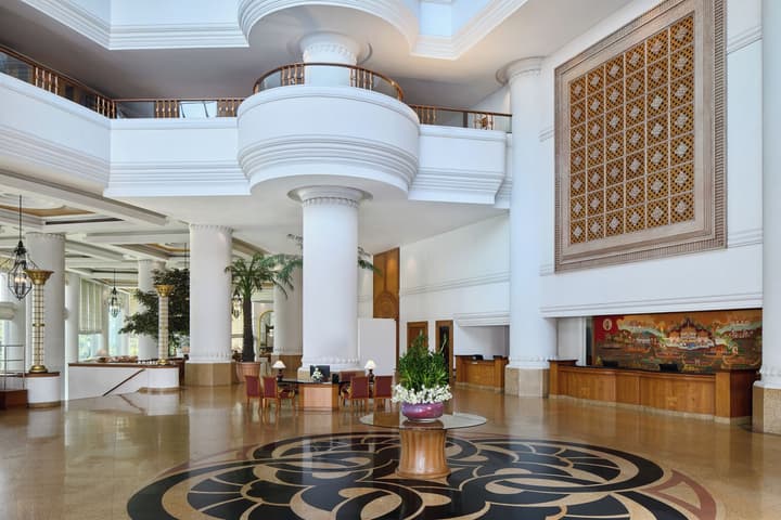 Montien Riverside Hotel Bangkok