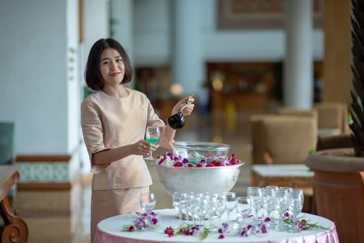 Montien Riverside Hotel Bangkok