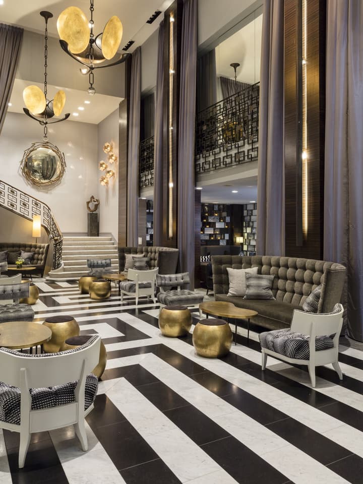 Empire Hotel