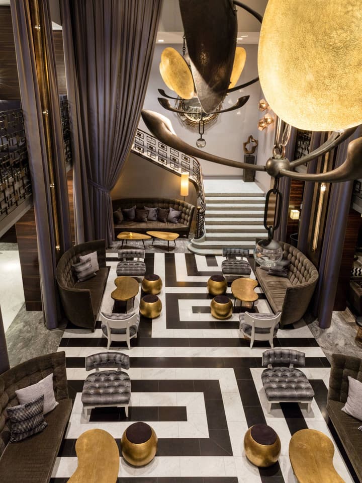 Empire Hotel
