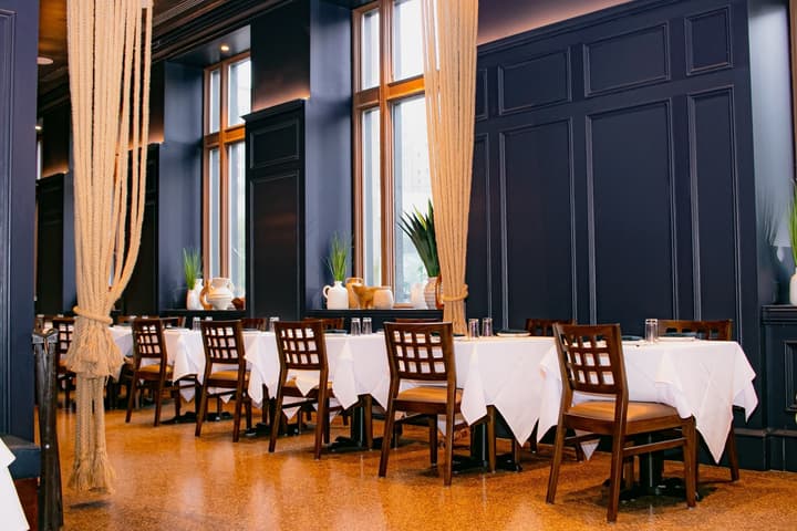 Empire Hotel