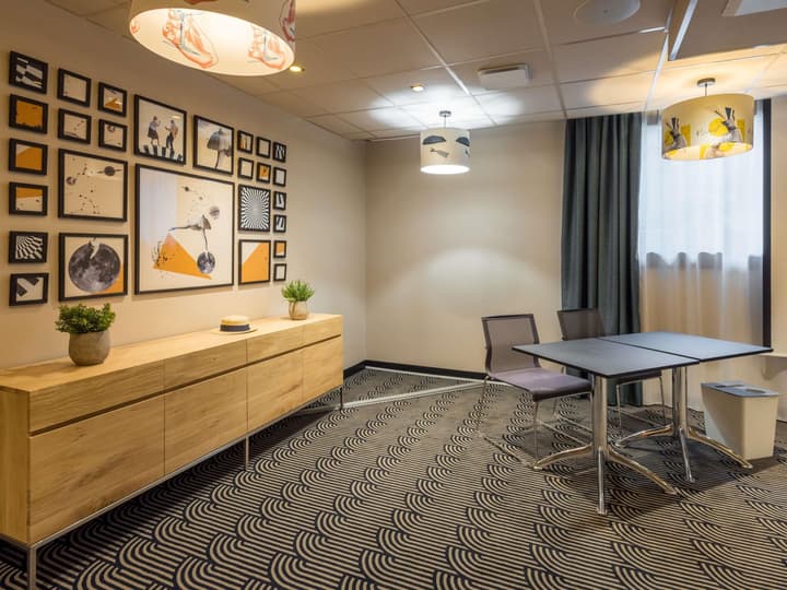 Novotel Paris Suresnes Longchamp
