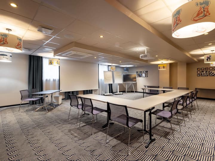 Novotel Paris Suresnes Longchamp