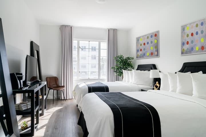 Essex House By Clevelander