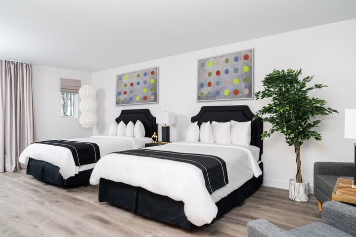 Essex House By Clevelander