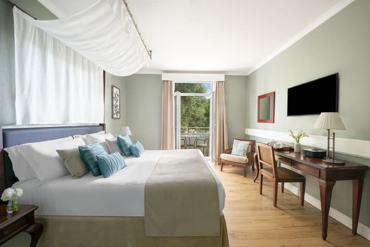 The Rock Hotel