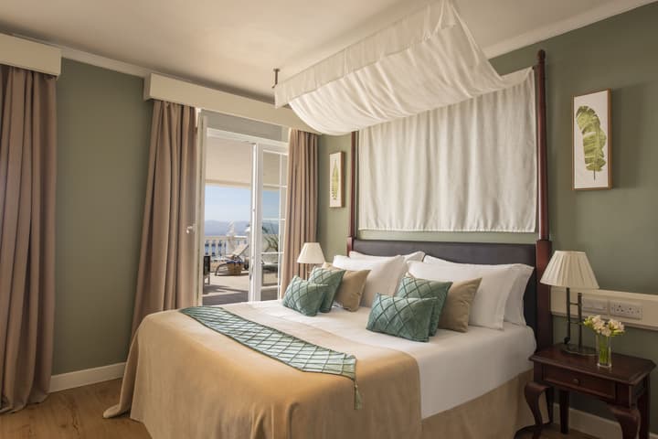 The Rock Hotel