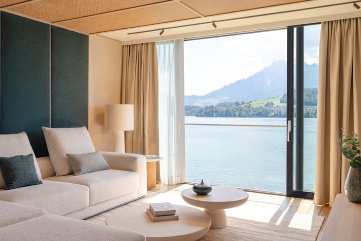 HERMITAGE Lake Lucerne - Beach Club & Lifestyle Hotel