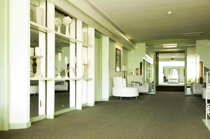 Hollywood Celebrity Hotel